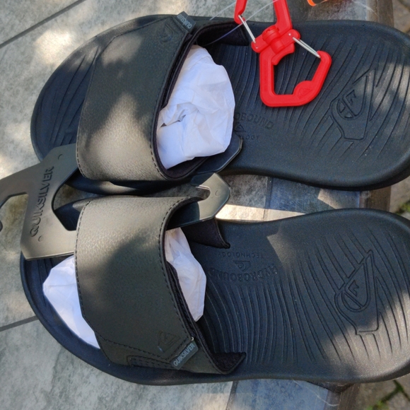 Quicksilver men's flip flop sandals size 6 - Picture 4 of 4